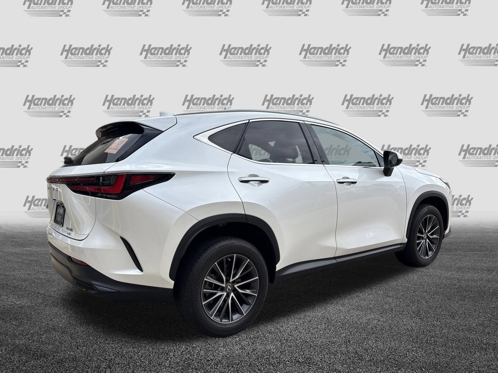 Used 2023 Lexus NX 350 AWD image 8