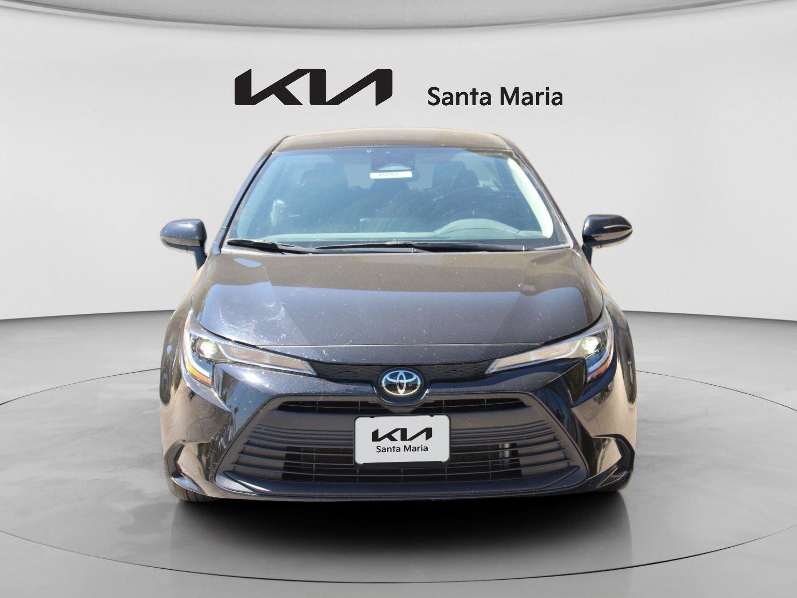 Used 2023 Toyota Corolla LE FWD image 4