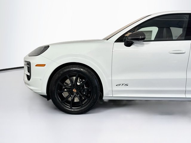 New 2026 Porsche Cayenne GTS AWD/4WD image 26