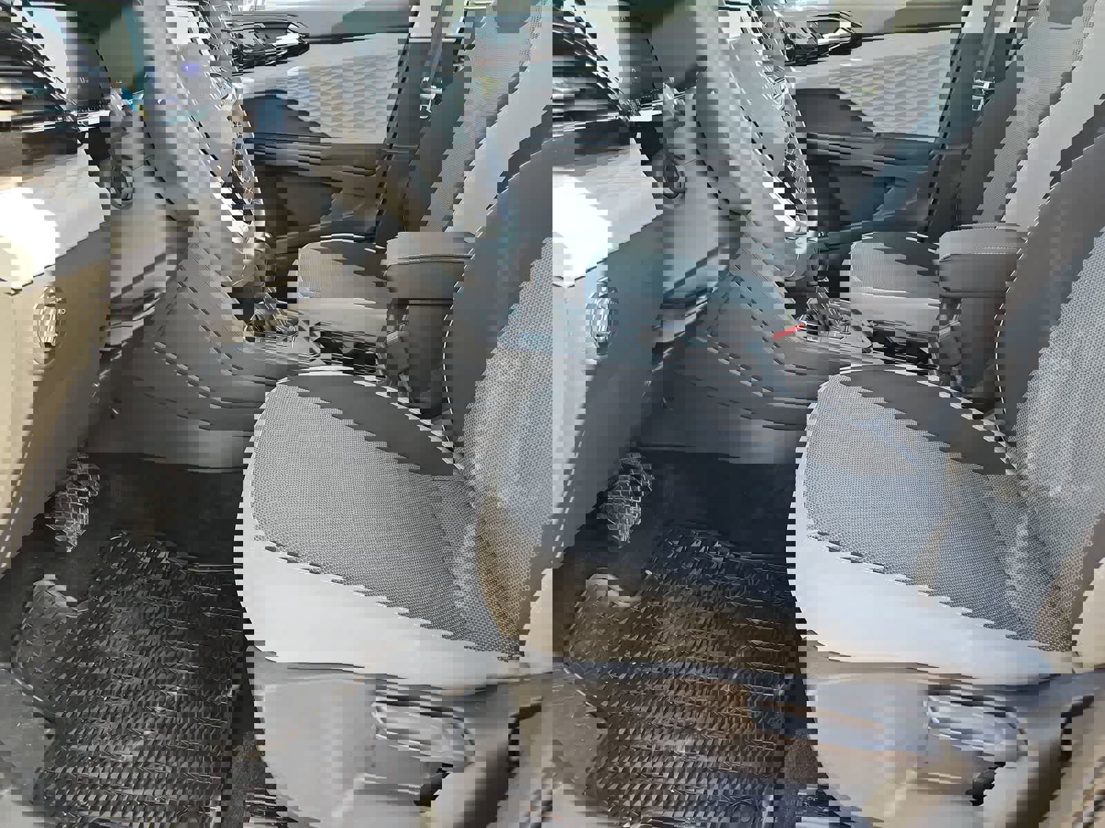 Used 2023 Volkswagen Taos S image 17