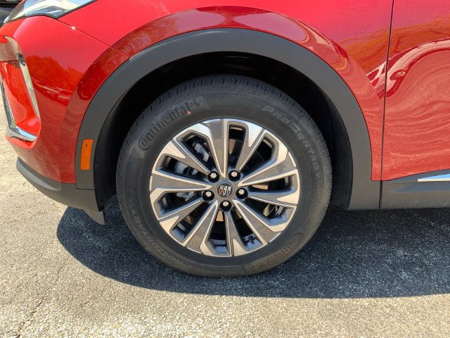 Used 2025 Buick Envision Preferred AWD/4WD image 33