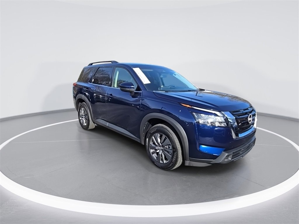 Certified 2024 Nissan Pathfinder SV video 2
