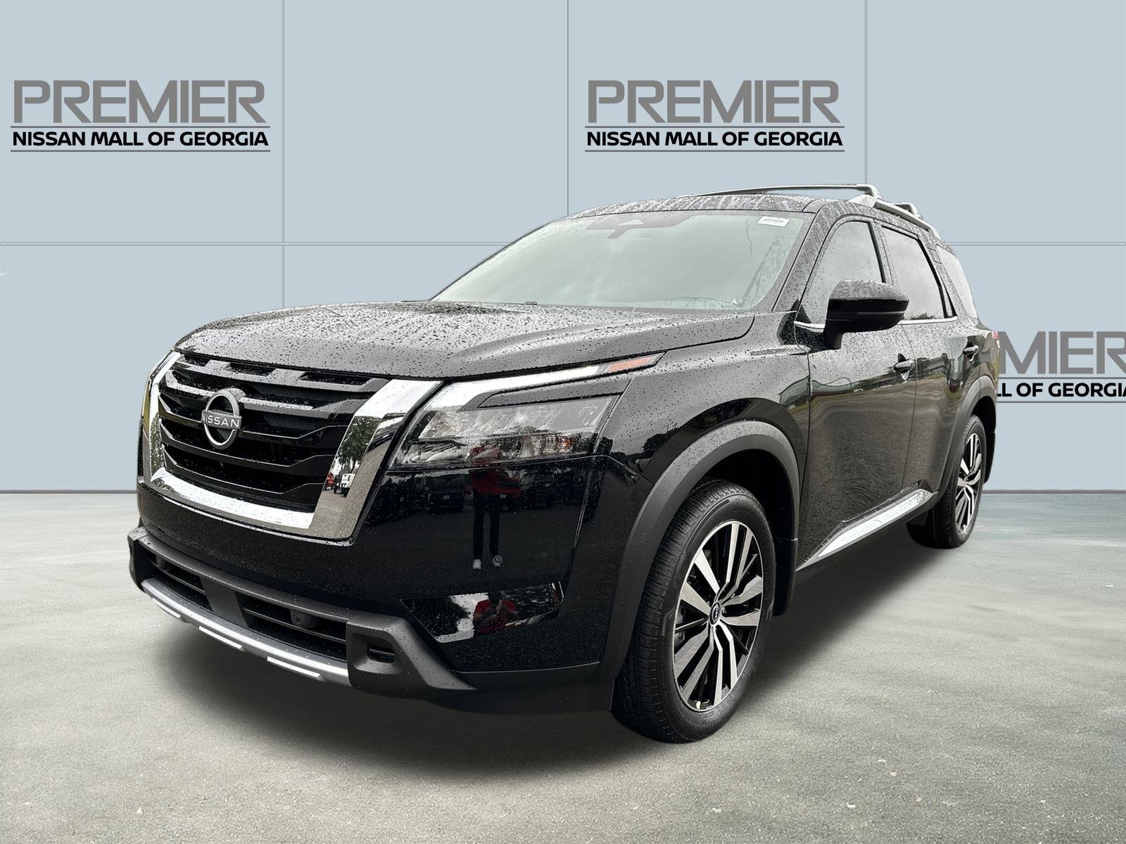 New 2025 Nissan Pathfinder Platinum w/ Cargo Package