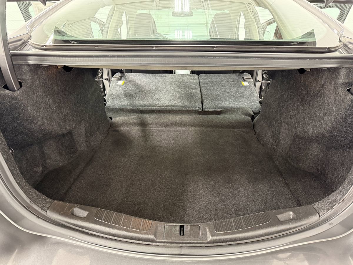 Used 2014 Ford Fusion SE FWD image 22