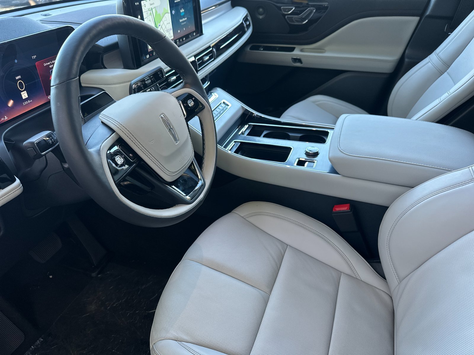 New 2026 Lincoln Aviator Reserve AWD/4WD image 9