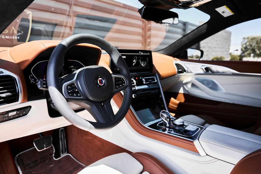 Used 2025 BMW ALPINA B8 xDrive Gran Coupe AWD/4WD image 2