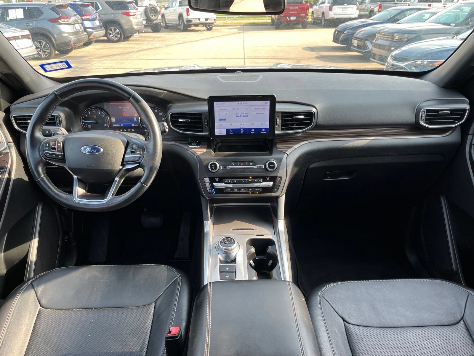 Used 2020 Ford Explorer Limited w/ Class III Trailer Tow Package RWD image 9