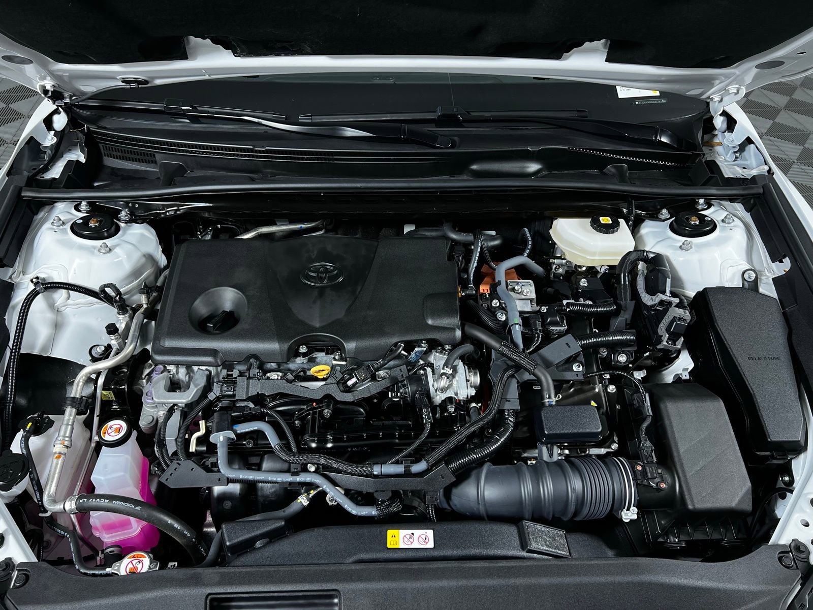 Certified 2025 Toyota Camry LE image 9