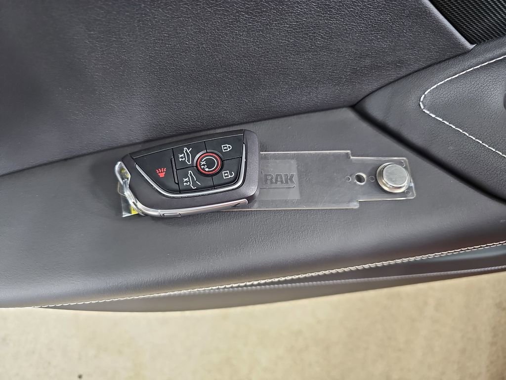 Used 2023 Chevrolet Corvette Stingray Coupe w/ Z51 Performance Package image 33