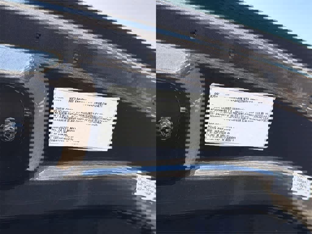 Used 2024 Tesla Model 3 Standard Range image 9