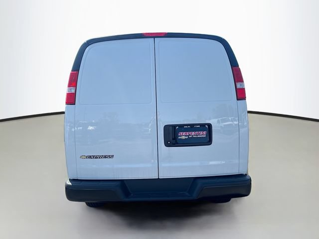 New 2025 Chevrolet Express 3500 w/ Driver Convenience Package RWD image 7