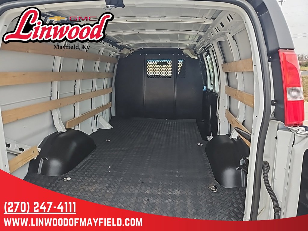 Used 2024 Chevrolet Express 2500 w/ Driver Convenience Package image 12