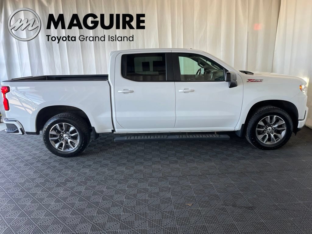 Used 2020 Chevrolet Silverado 1500 RST AWD/4WD image 2