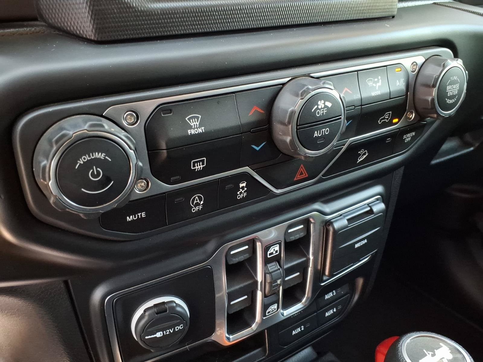 Used 2020 Jeep Wrangler Unlimited Sport AWD/4WD image 21