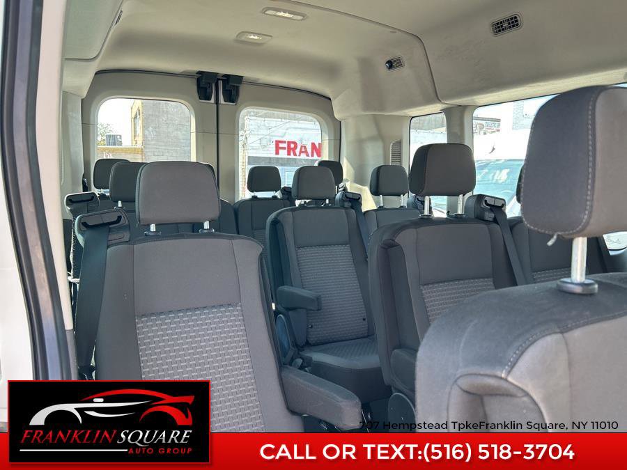 Used 2022 Ford Transit 350 XLT image 29