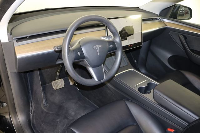 Used 2023 Tesla Model Y Long Range image 23