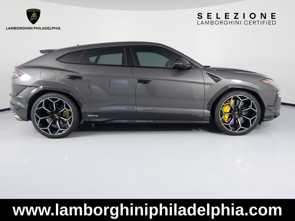 Used 2024 Lamborghini Urus Performante AWD/4WD image 4