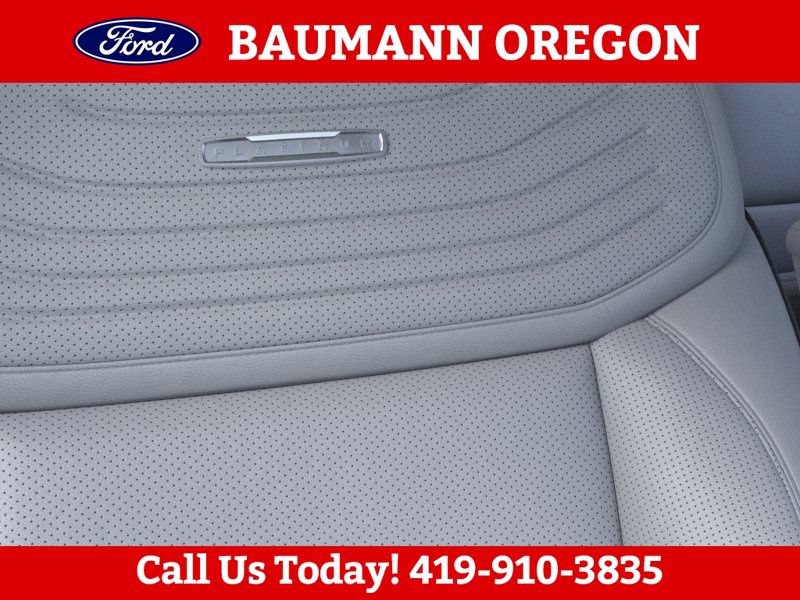 New 2026 Ford Expedition Max Platinum w/ Platinum Ultimate Package AWD/4WD image 16