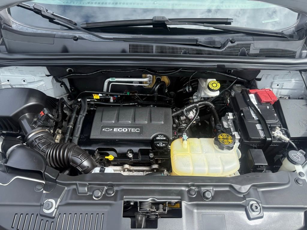 Used 2017 Chevrolet Trax LT w/ LT Convenience Package AWD/4WD image 53