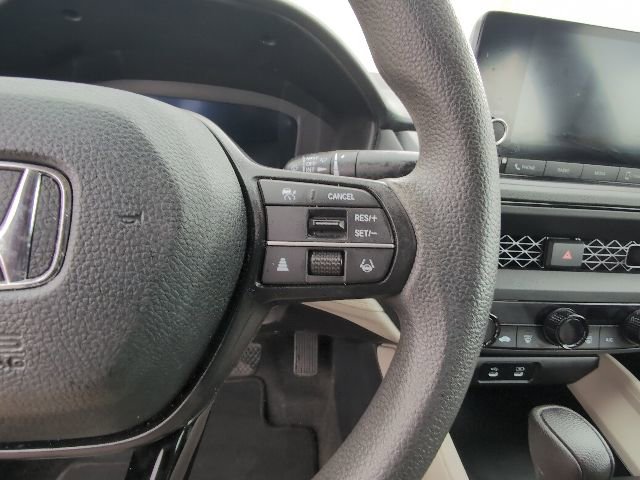 Used 2023 Honda Accord LX image 16