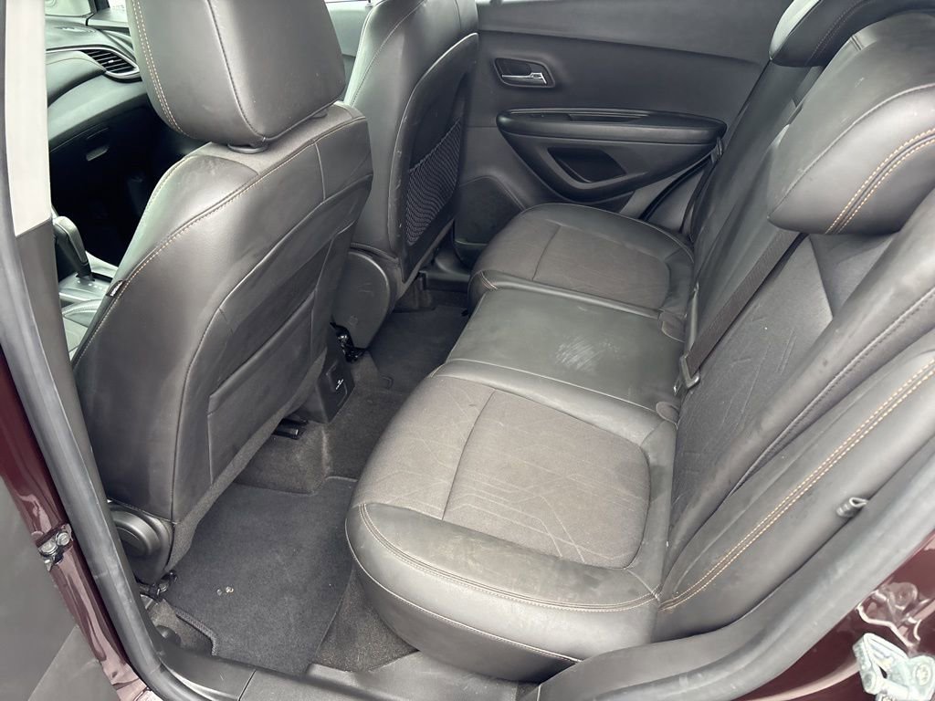 Used 2022 Chevrolet Trax LT w/ Driver Confidence Package AWD/4WD image 14