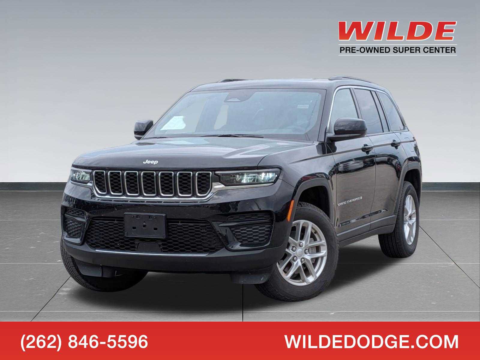 Used 2025 Jeep Grand Cherokee Laredo X w/ Luxury Tech Group I AWD/4WD image 1