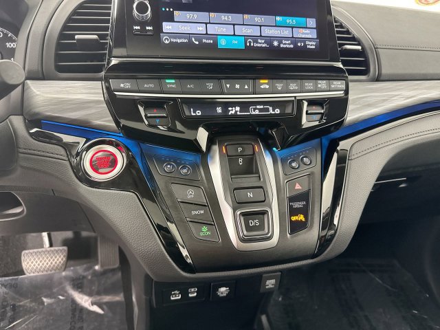 Certified 2026 Honda Odyssey Elite image 18