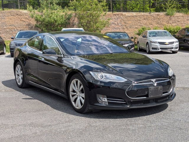 Used 2015 Tesla Model S 70D AWD/4WD image 3
