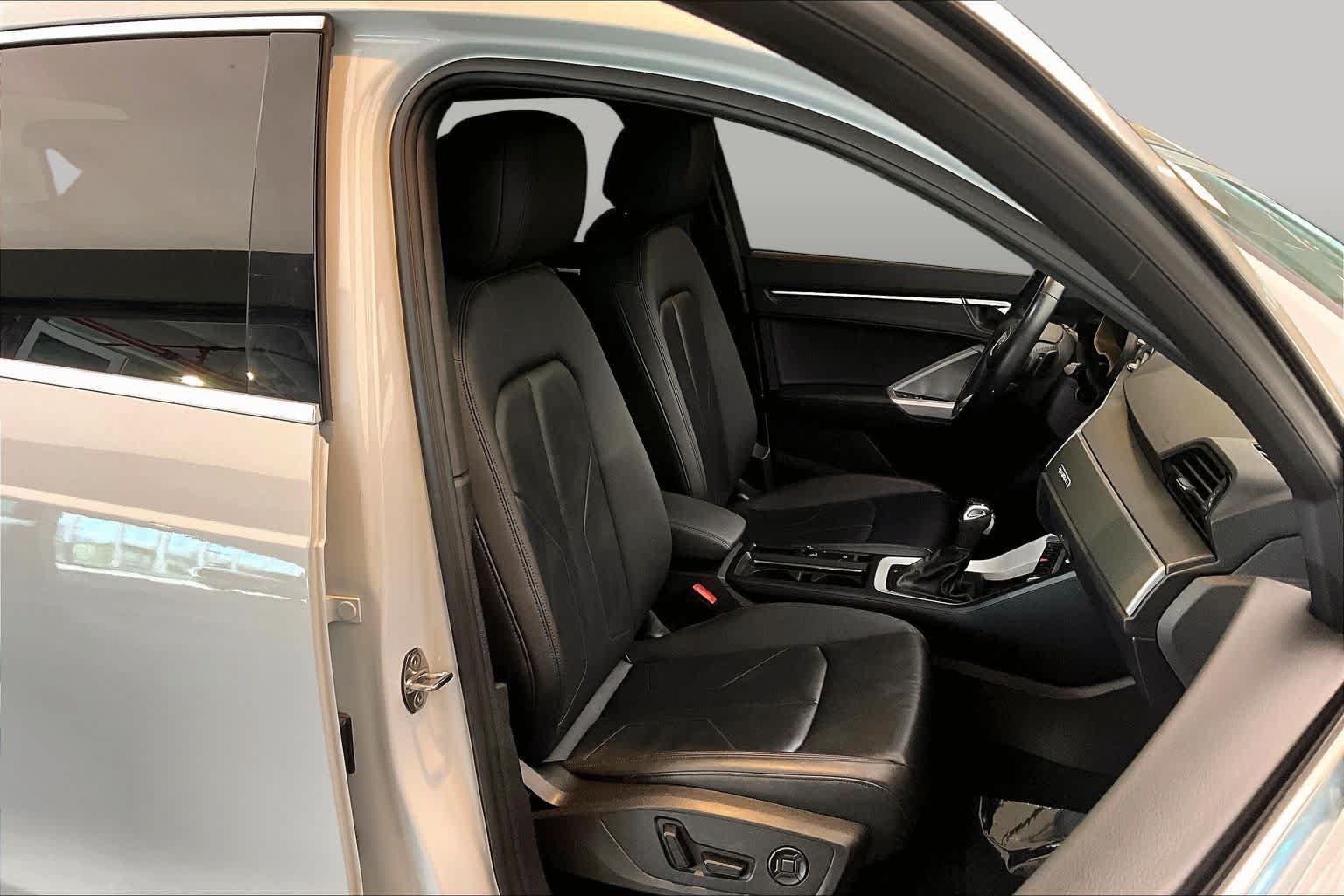 Used 2024 Audi Q3 2.0T Premium AWD/4WD image 9