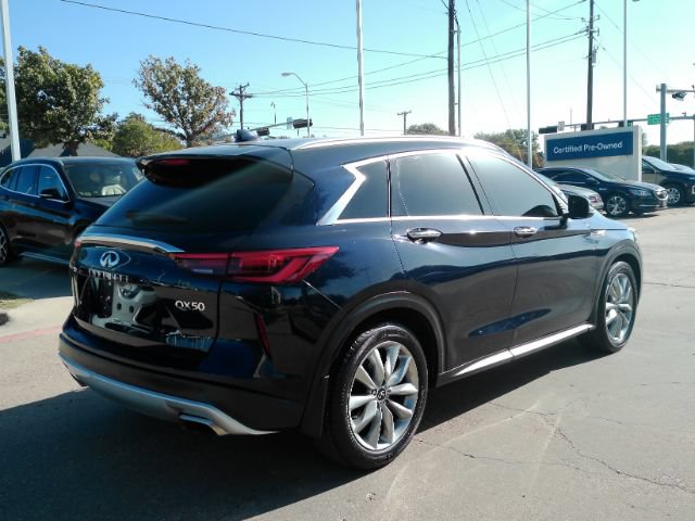 Used 2020 INFINITI QX50 Luxe w/ Navigation Package FWD image 6