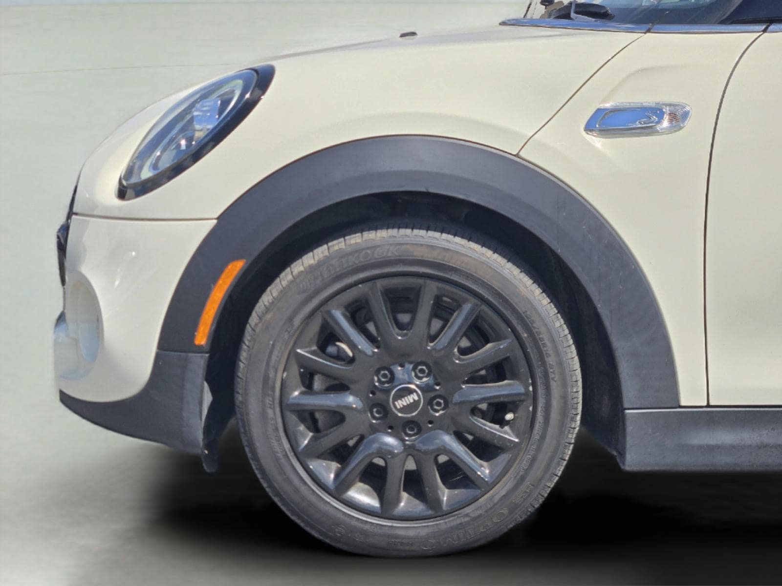 Used 2019 MINI Cooper S FWD image 9