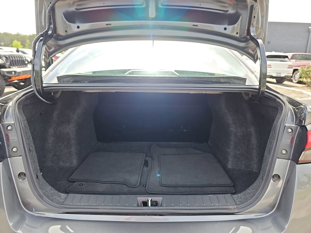 Used 2024 Nissan Versa S image 15