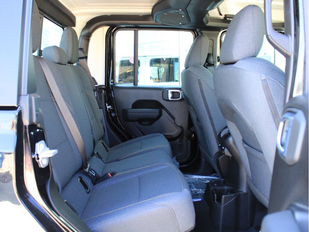 New 2026 Jeep Gladiator Sport image 30