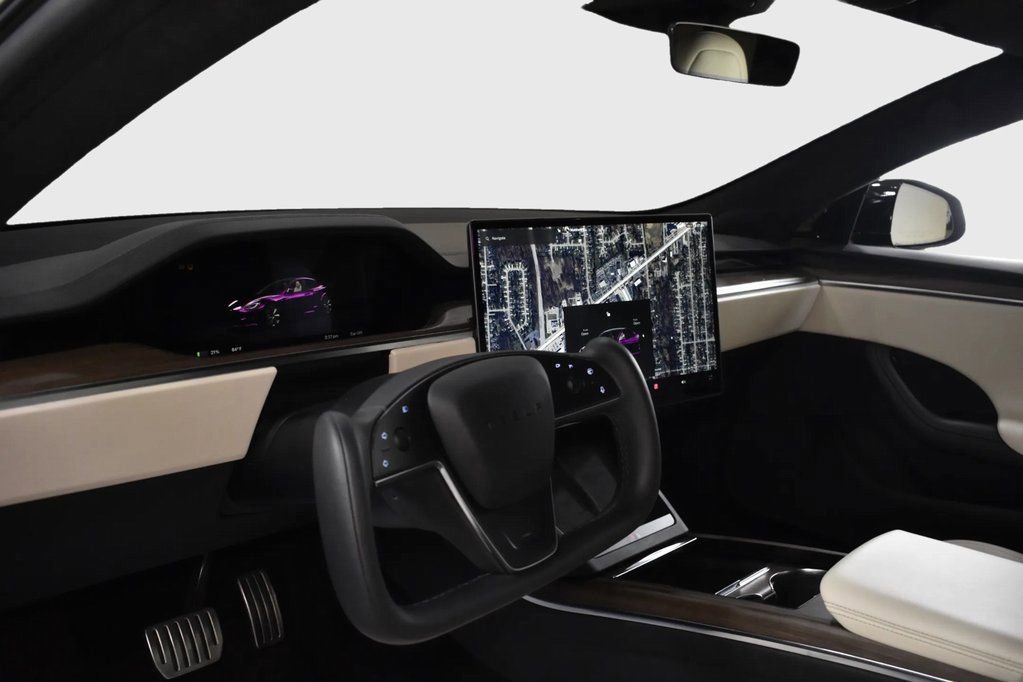 Used 2023 Tesla Model S Standard Range image 24