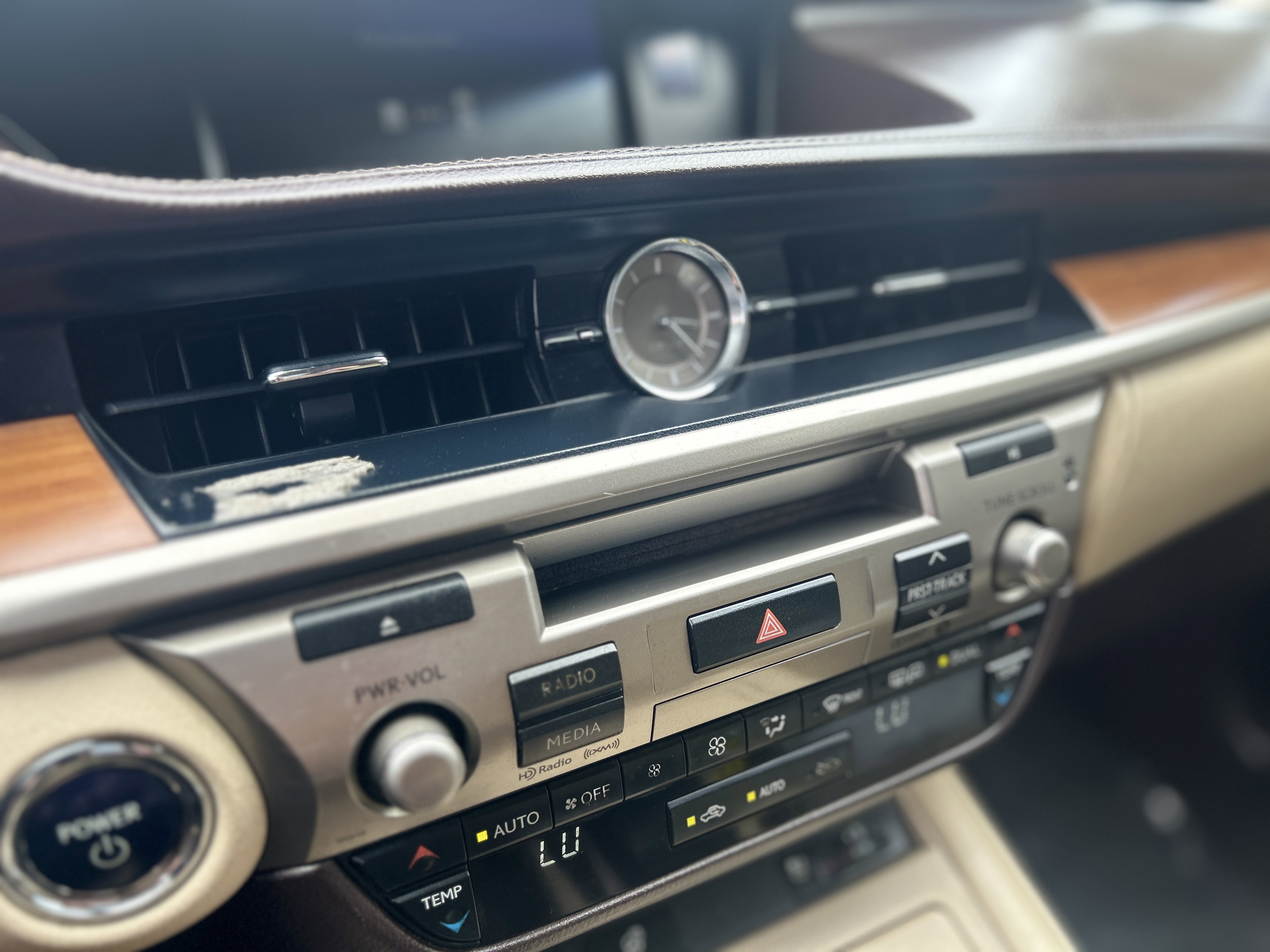 Used 2019 Lexus IS 300 F Sport w/ F Sport Package AWD/4WD image 11