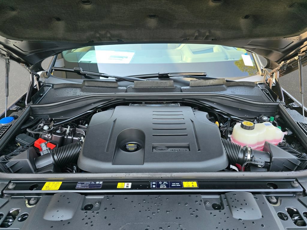 New 2026 Land Rover Range Rover Sport Dynamic SE AWD/4WD image 32