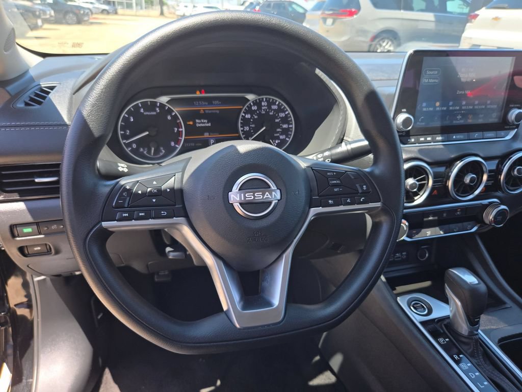 Used 2025 Nissan Sentra SV FWD image 18