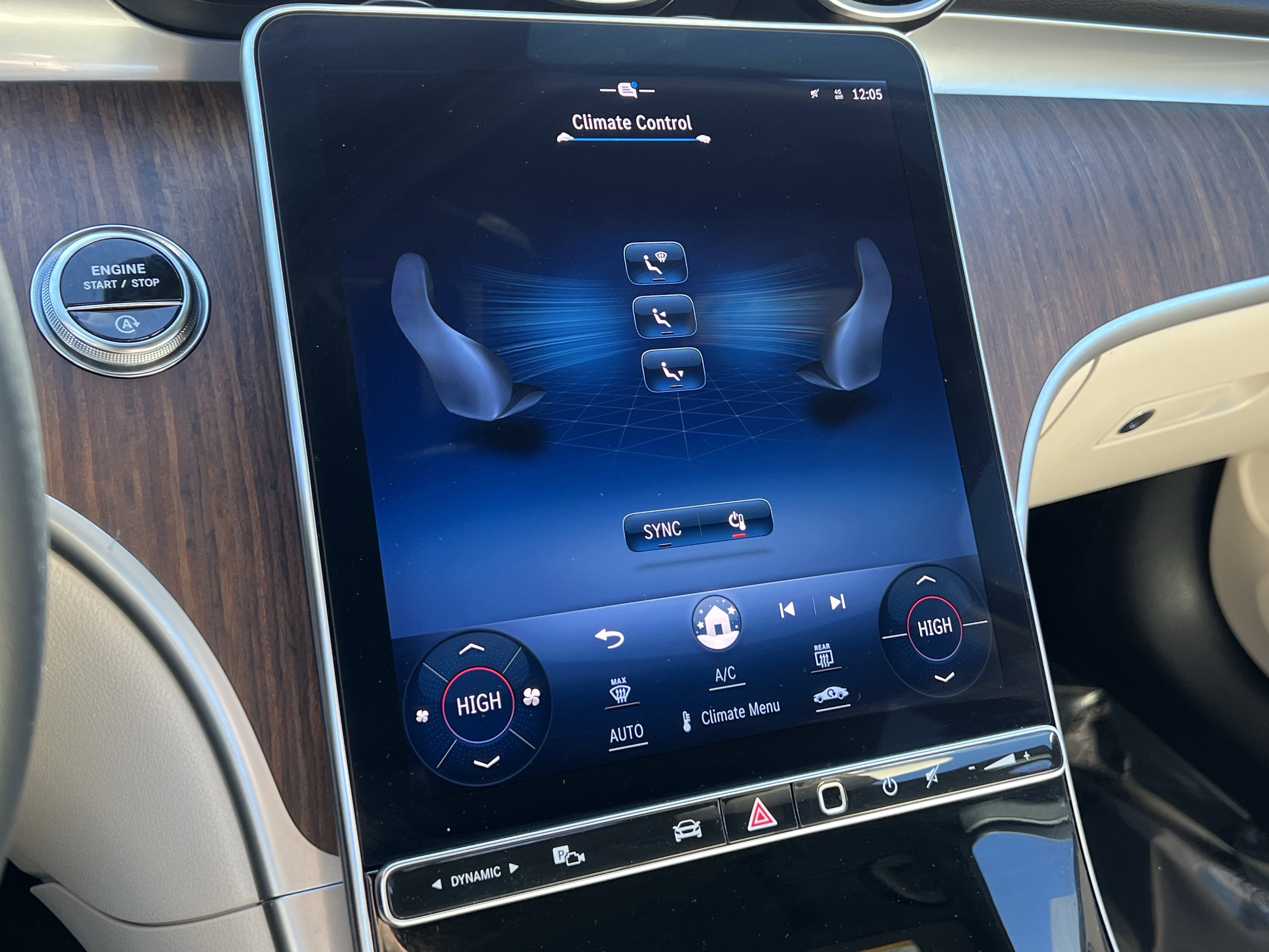 Used 2024 Mercedes-Benz C 300 4MATIC Sedan image 29