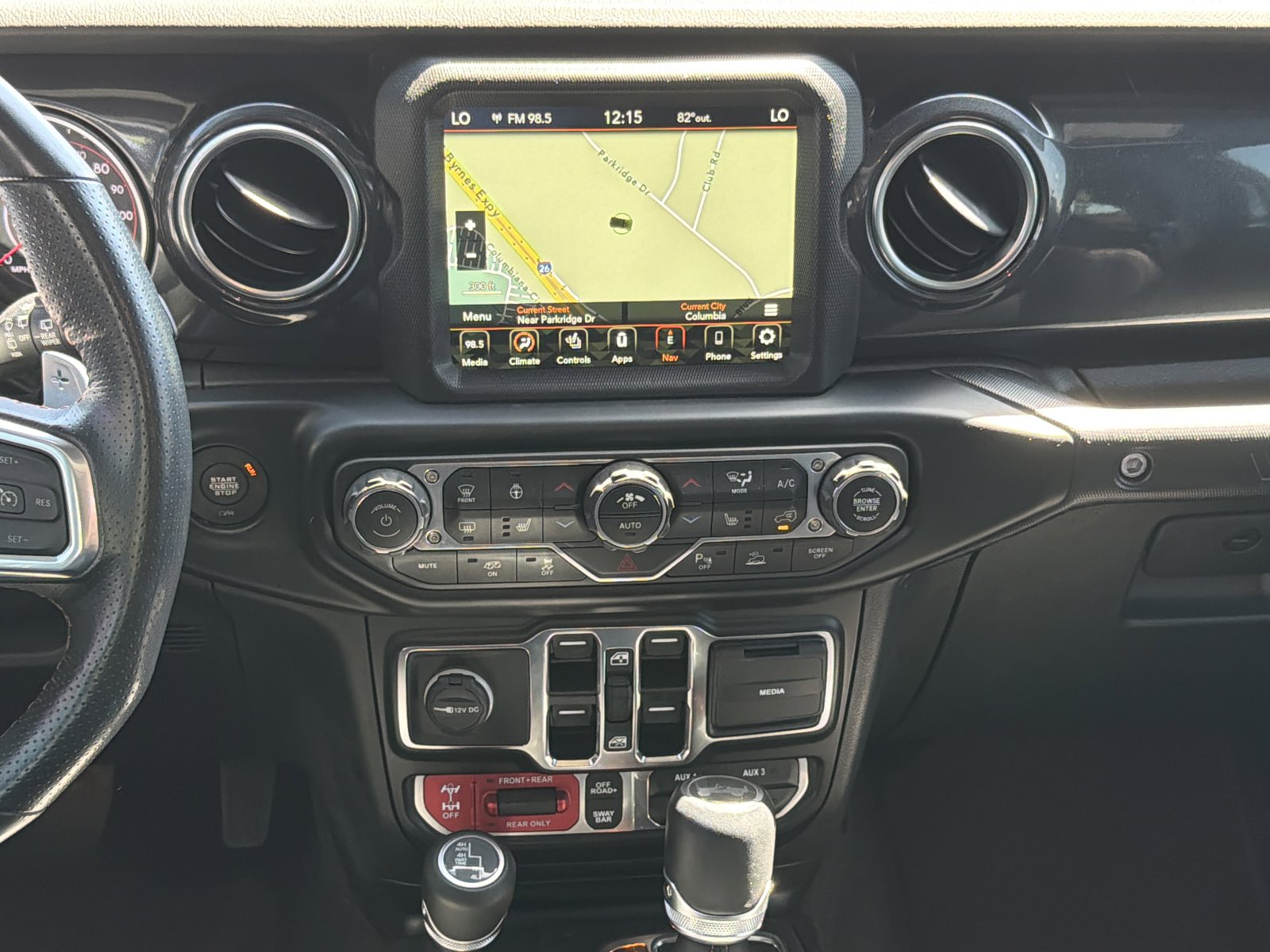 Used 2022 Jeep Wrangler Unlimited Rubicon w/ Xtreme Recon 35" Tire Package image 15