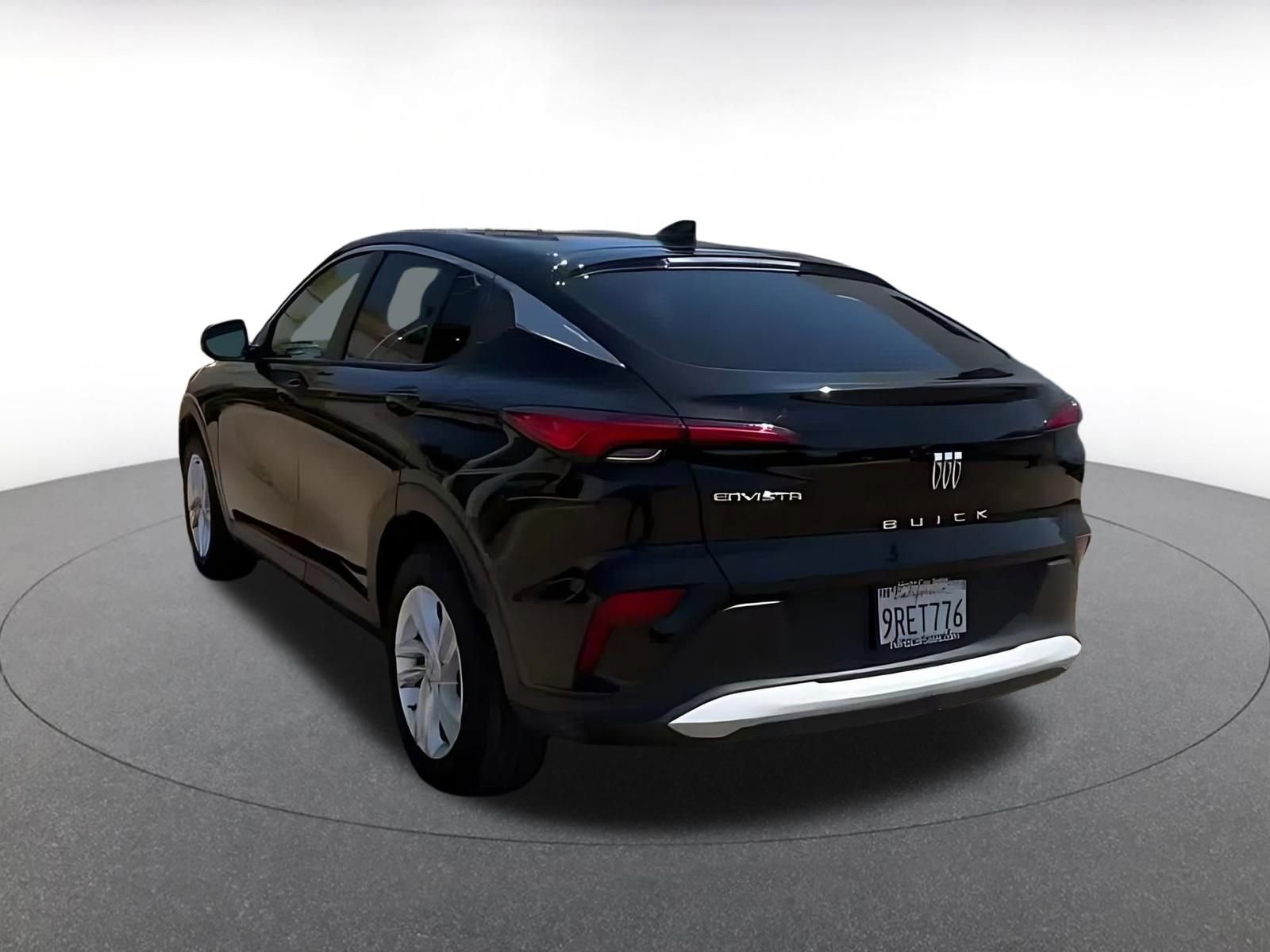 Used 2025 Buick Envista Preferred image 11