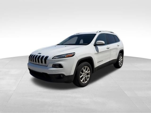Used 2017 Jeep Cherokee Latitude w/ Cold Weather Group AWD/4WD 360° Tour