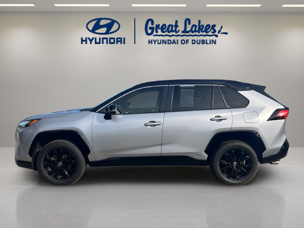 Used 2022 Toyota RAV4 XSE AWD/4WD image 2