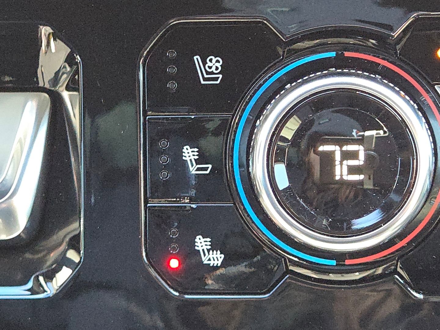 Used 2024 GMC Sierra 2500 AT4X w/ AT4X AEV Edition image 6