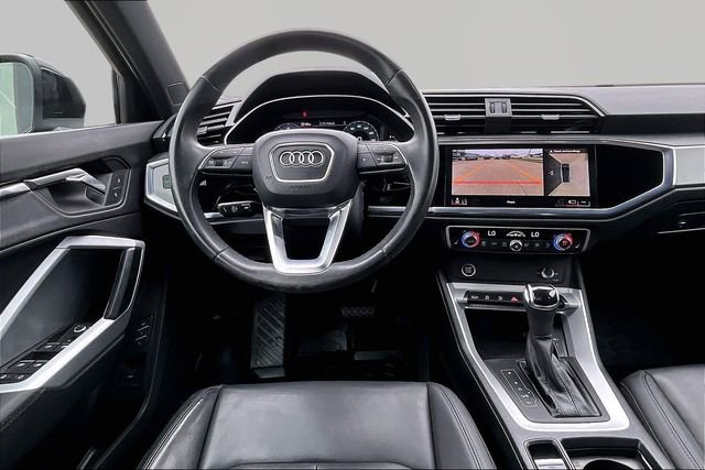 Used 2023 Audi Q3 2.0T Premium Plus w/ Premium Plus Package AWD/4WD image 5