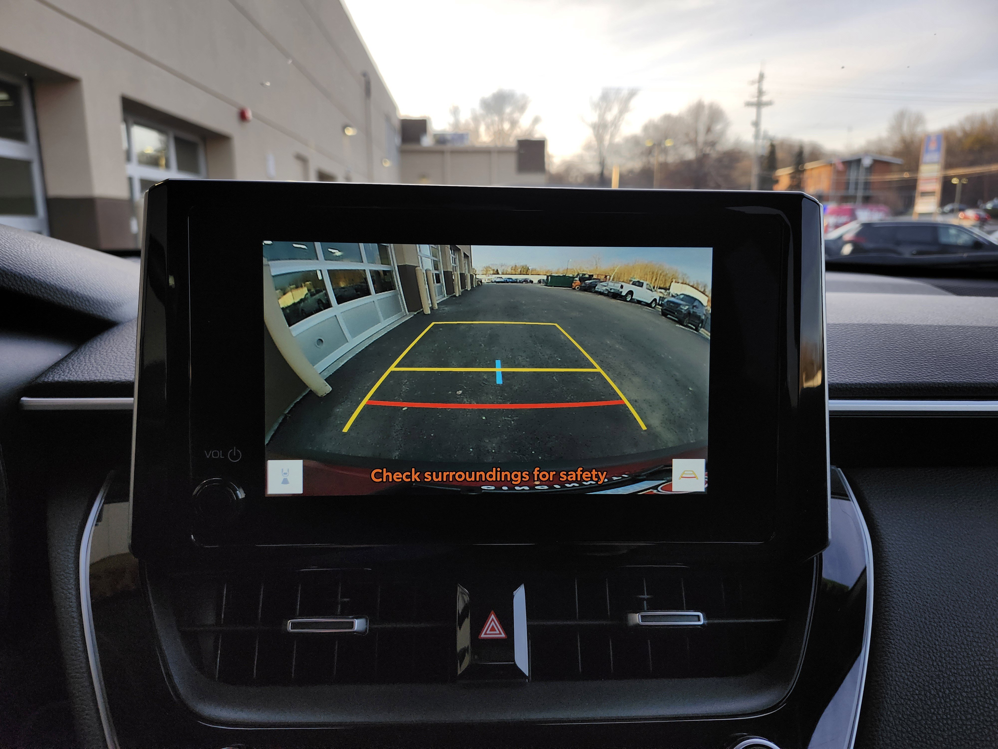 Used 2023 Toyota Corolla Cross XLE image 7