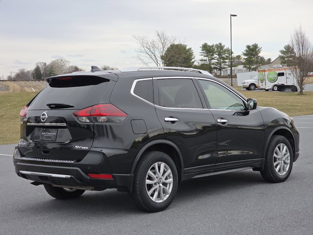 Used 2020 Nissan Rogue SV image 8