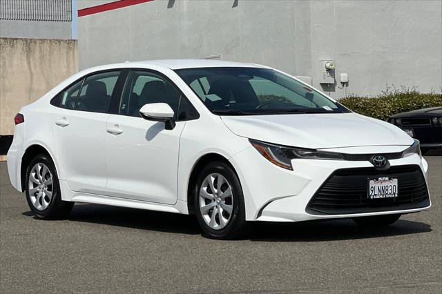 Certified 2024 Toyota Corolla LE FWD image 5