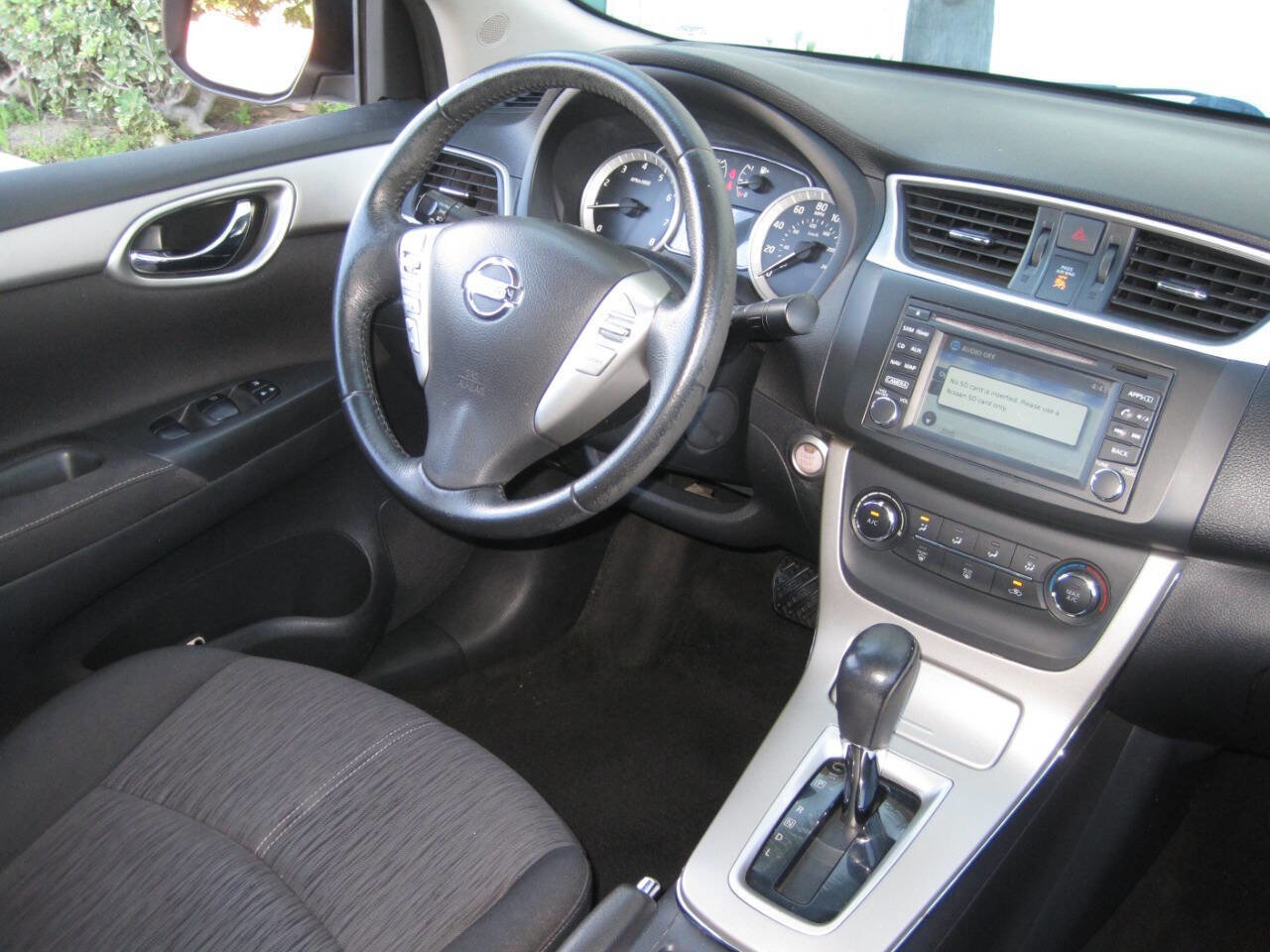 Used 2015 Nissan Sentra SV w/ Navigation Package image 27