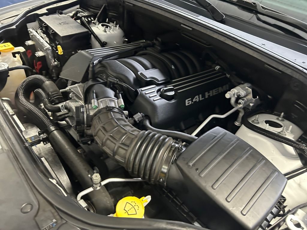 Used 2020 Jeep Grand Cherokee SRT image 30