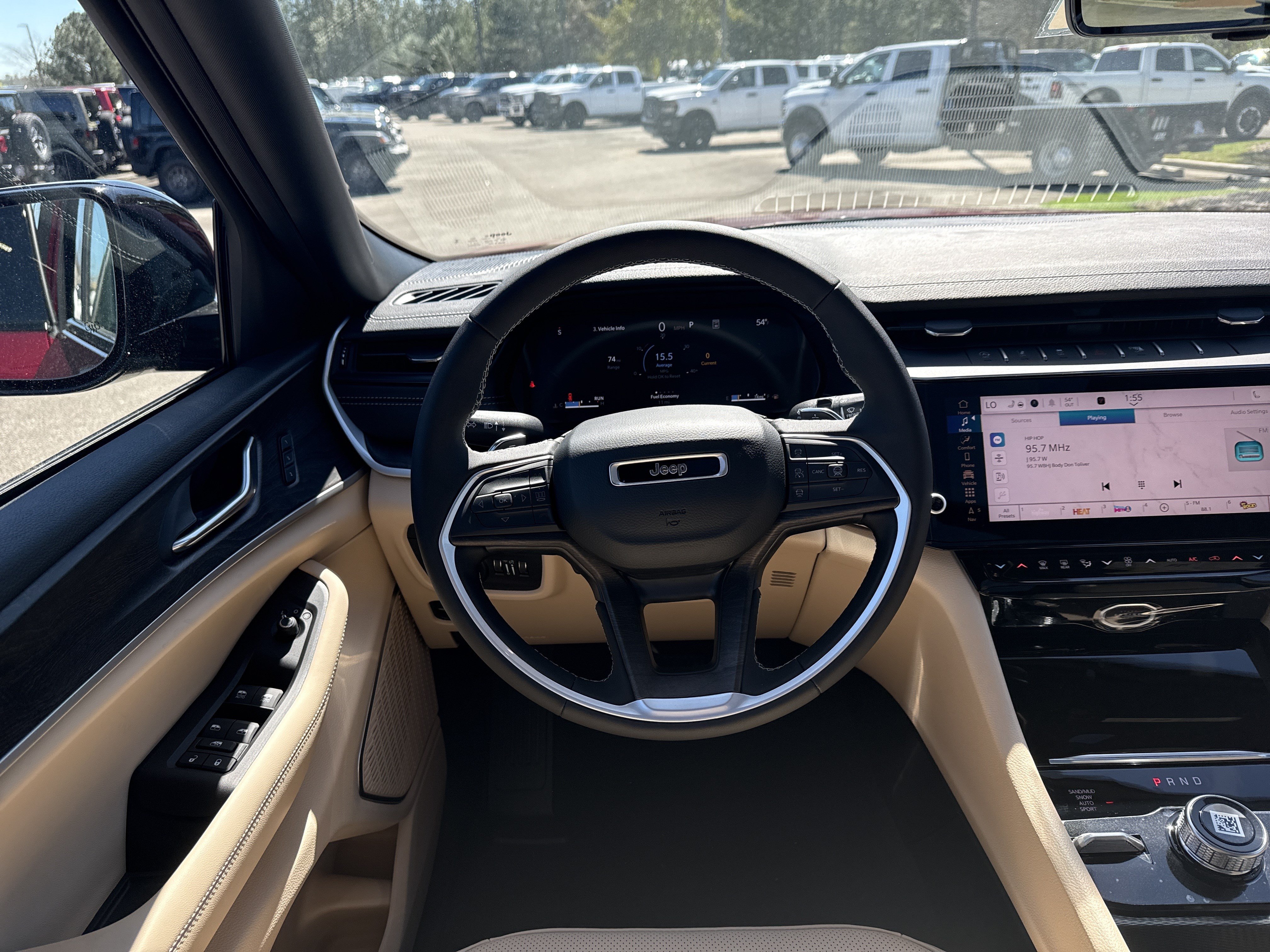New 2026 Jeep Grand Cherokee Limited w/ Luxury Tech Group II AWD/4WD image 26